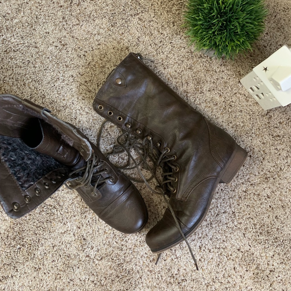 ❌SOLD❌Madden Girl Zip up Combat Boots